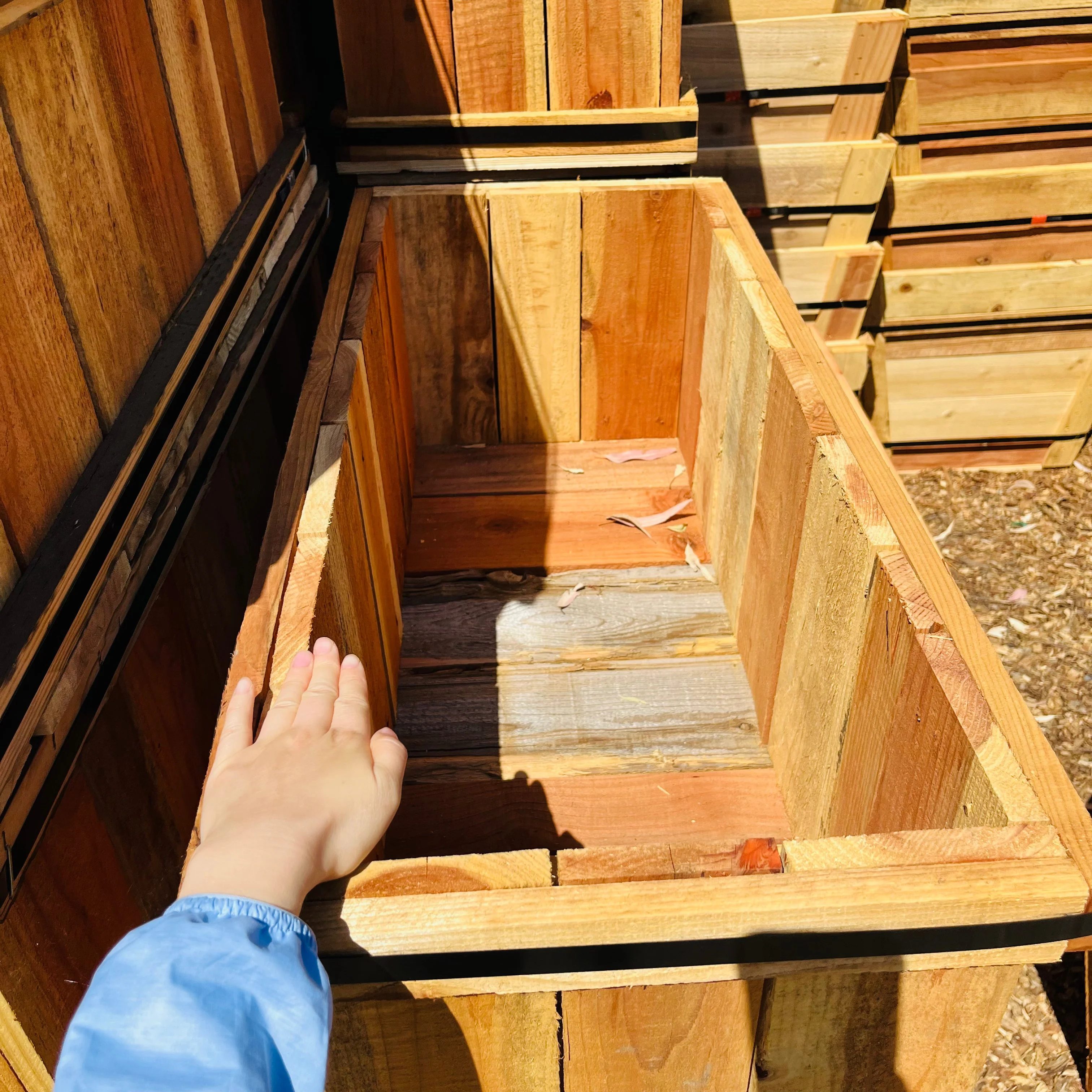 Wooden Rectangular Planting Box - Image 3