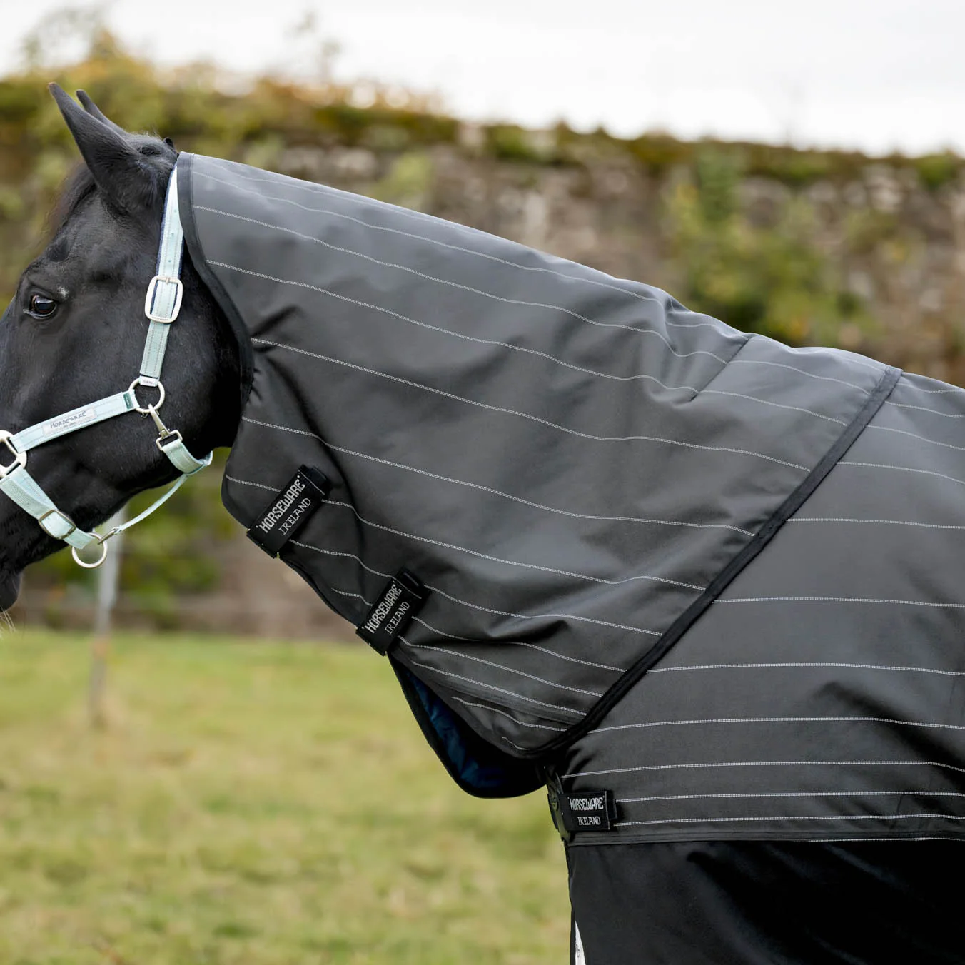 Amigo 1200 Denier FieldSafe Reflectech Plus Turnout Blanket for Horses, 250 grams - Image 2