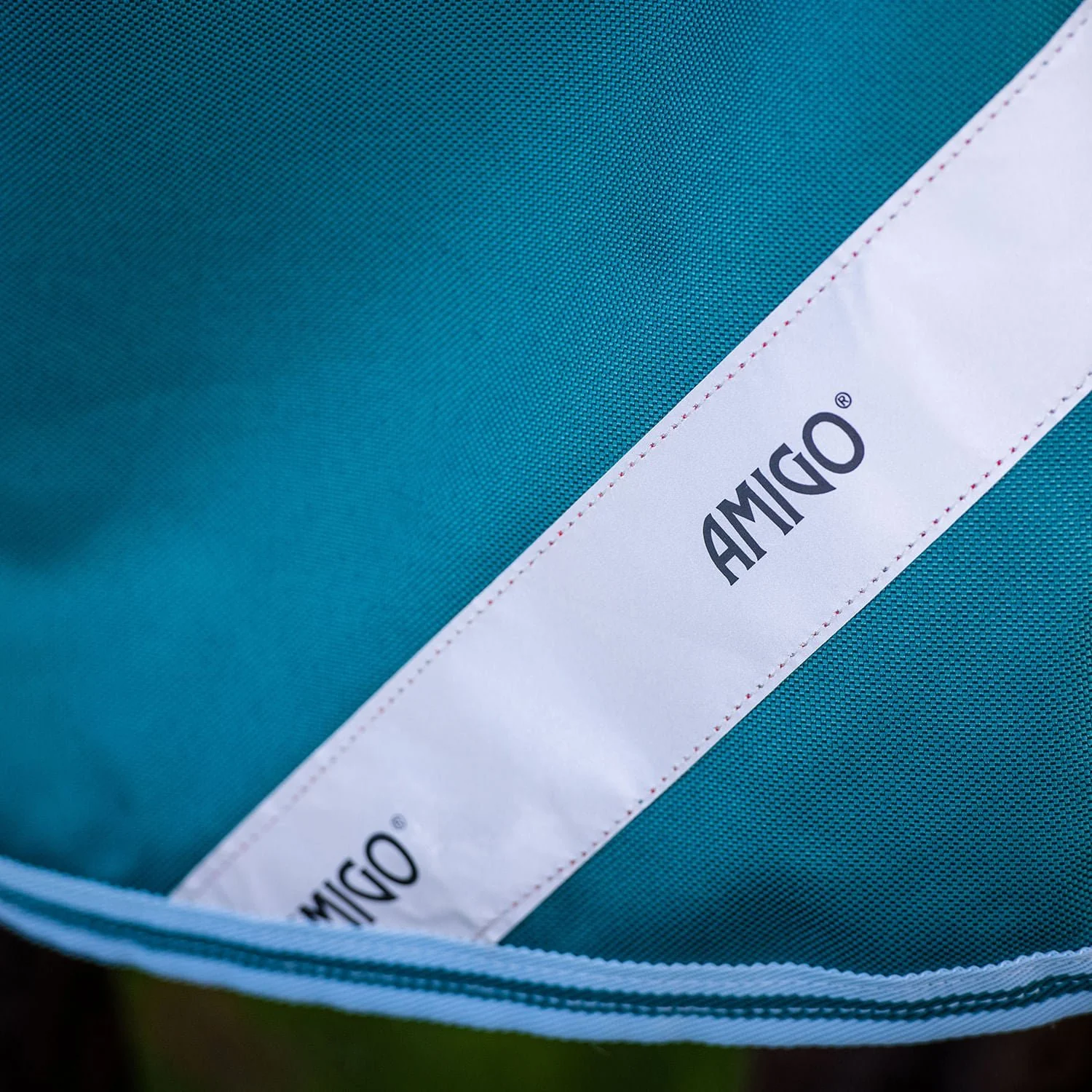 Horseware Amigo Bravo 12 Wug Turnout Blanket 250g Medium Weight - Waterproof, Breathable, High Withers Fit - Image 3