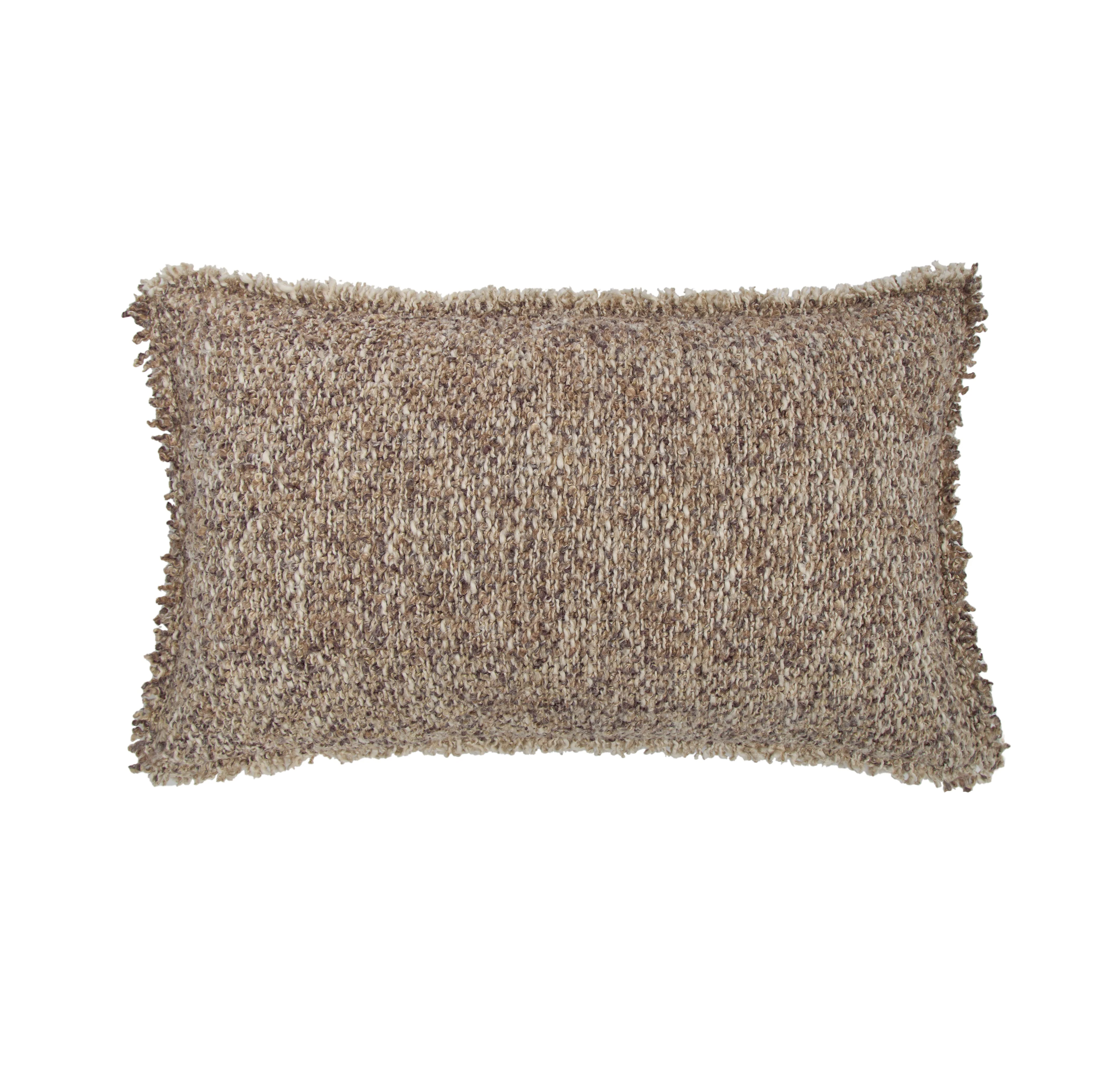 Brant Pillow - Image 2