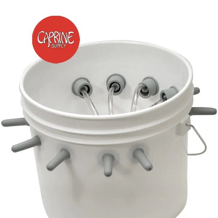 Caprine Feeding Outfit - Image 3