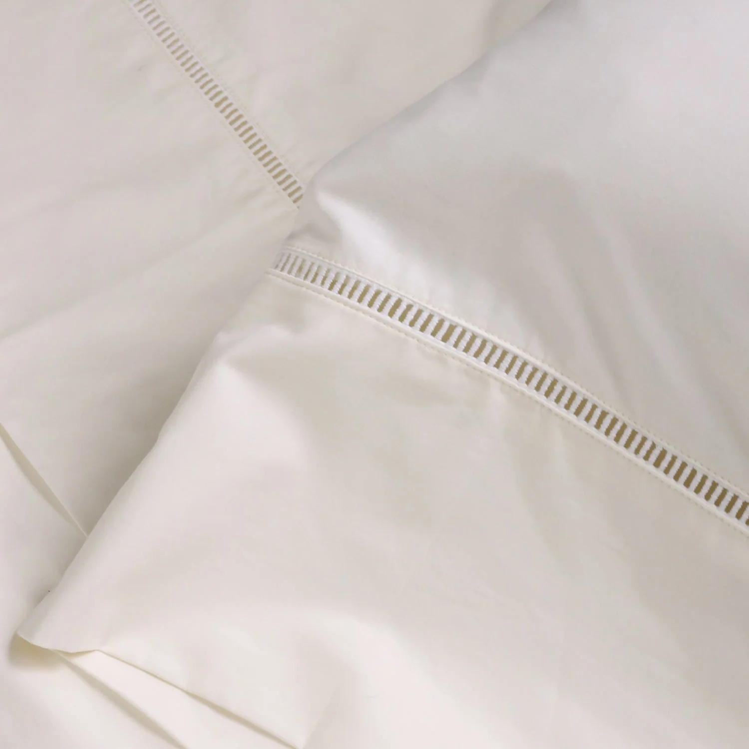 Carlisle Ladder Stitch Cotton Sheet Set - Image 2