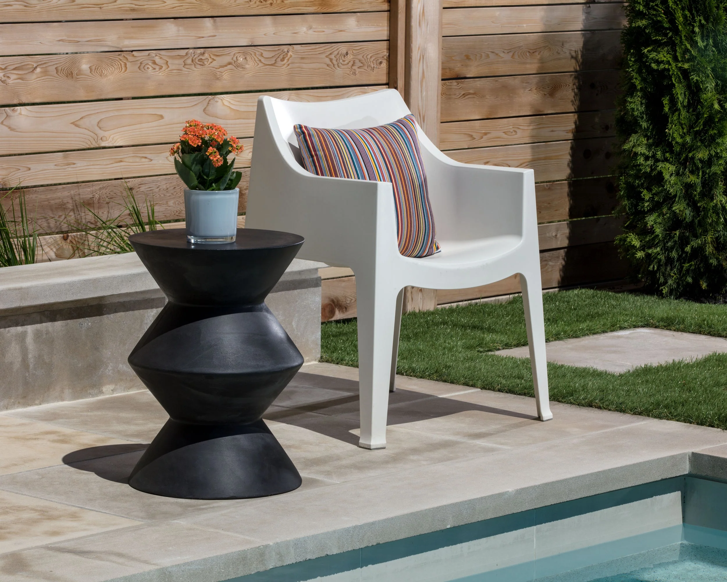 Union End Table - Black - Image 2