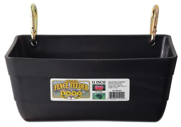 Little Giant Hanging Fence Feeder with Clips, 4 Quart - Image 1