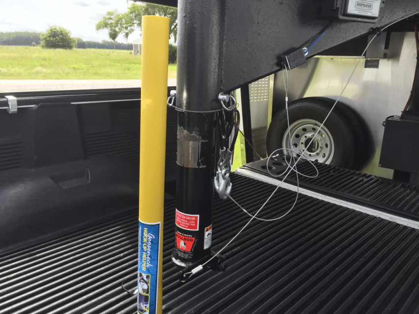 Gooseneck Hook-Up Helper - Image 3