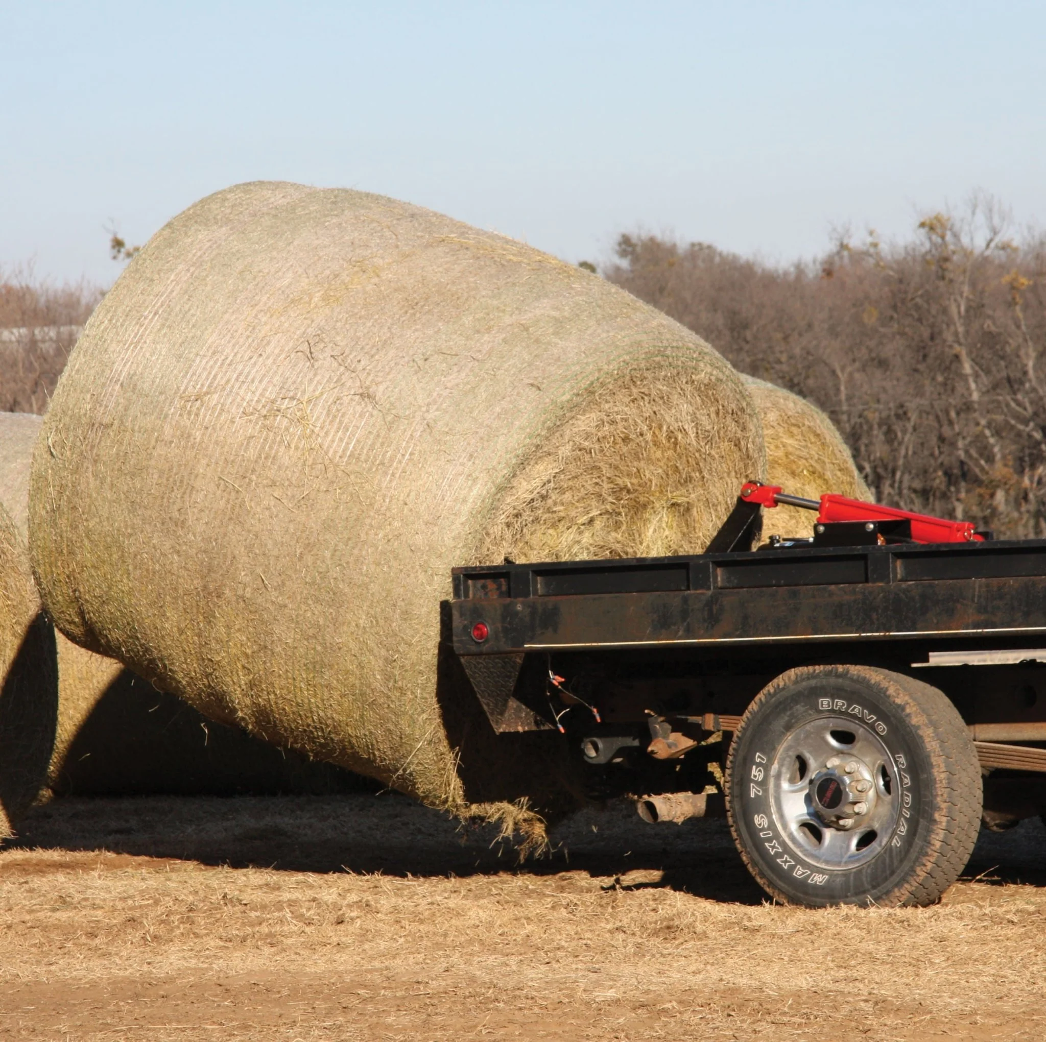 Hydraulic Double Spear Hay Bale Spike (GooseNeck) - Image 1