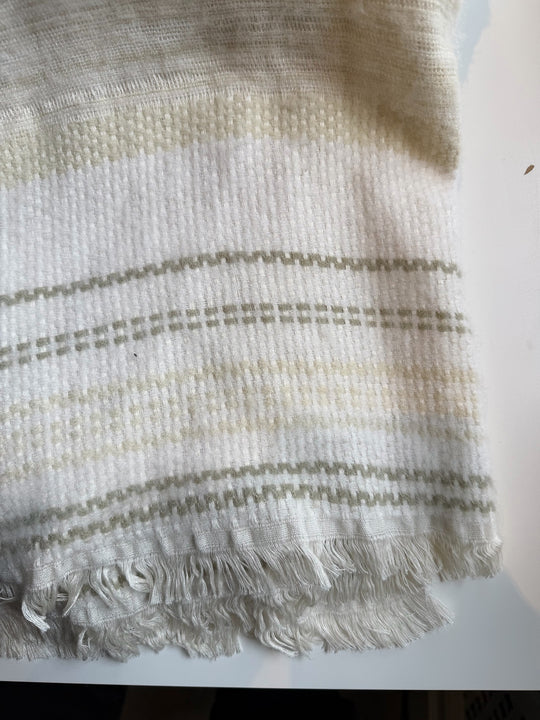 Callie Ivory Beige | Overstock - Image 2