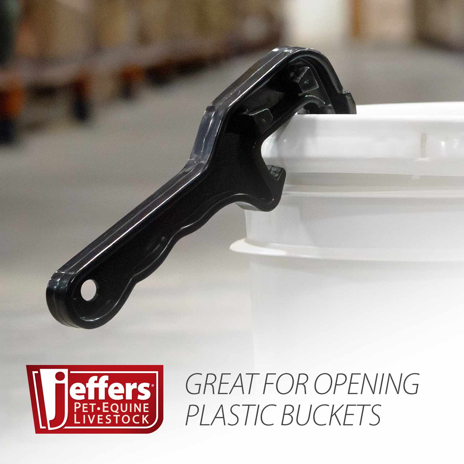 Jeffers Lid Opener – Heavy-Duty Tool for Buckets, Pails, and 55-Gallon Drums - Image 2