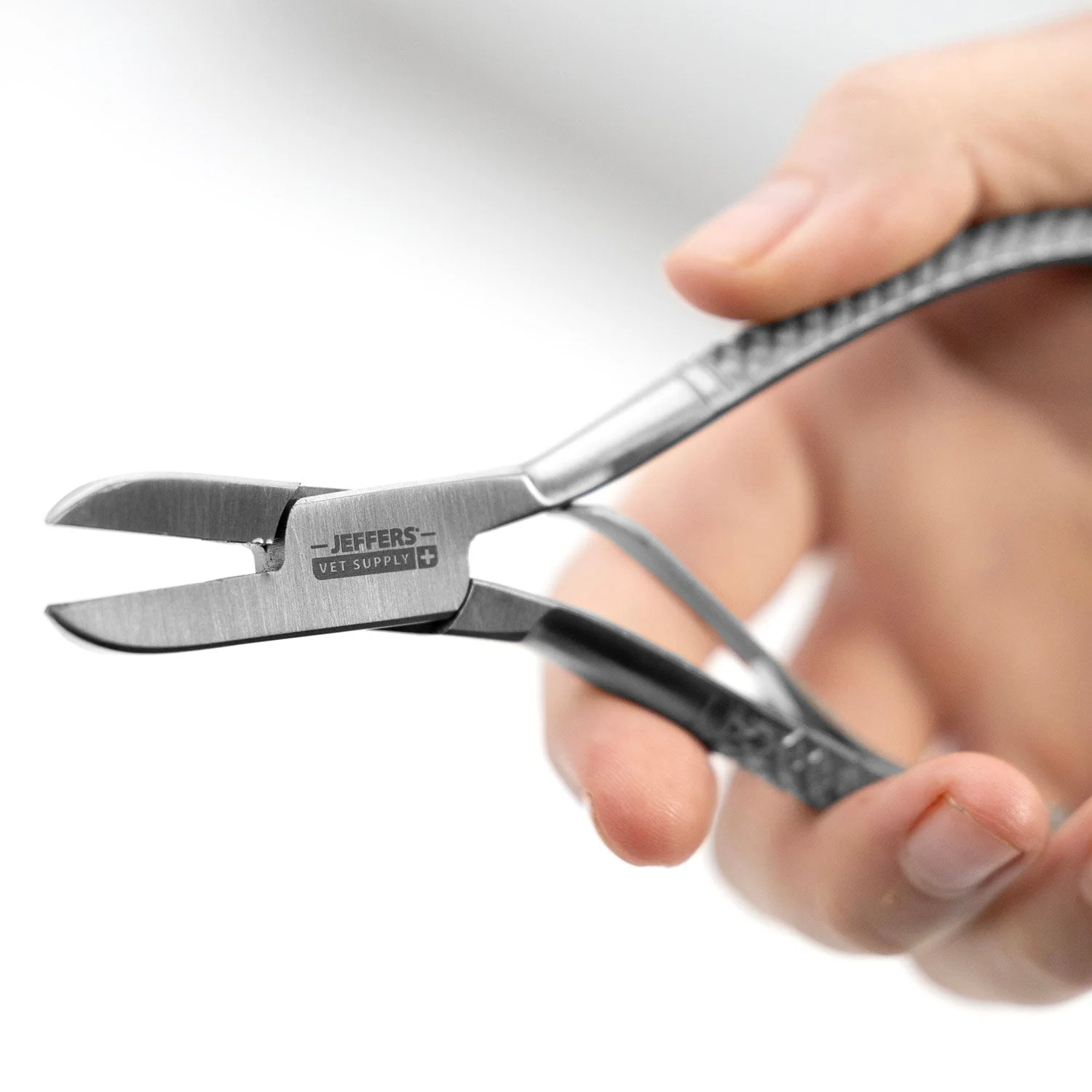 Jeffers Rust-Resistant Pig Tooth & Tail Nippers