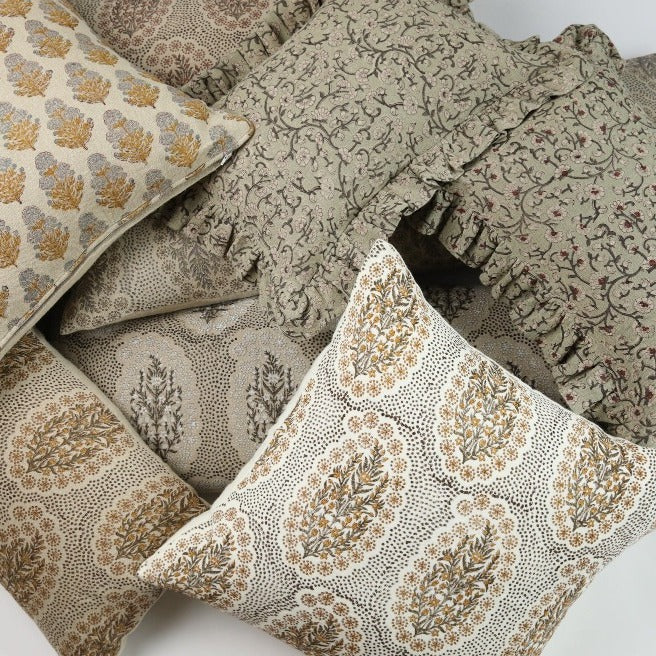 Izna Emerald Pillow - Image 2