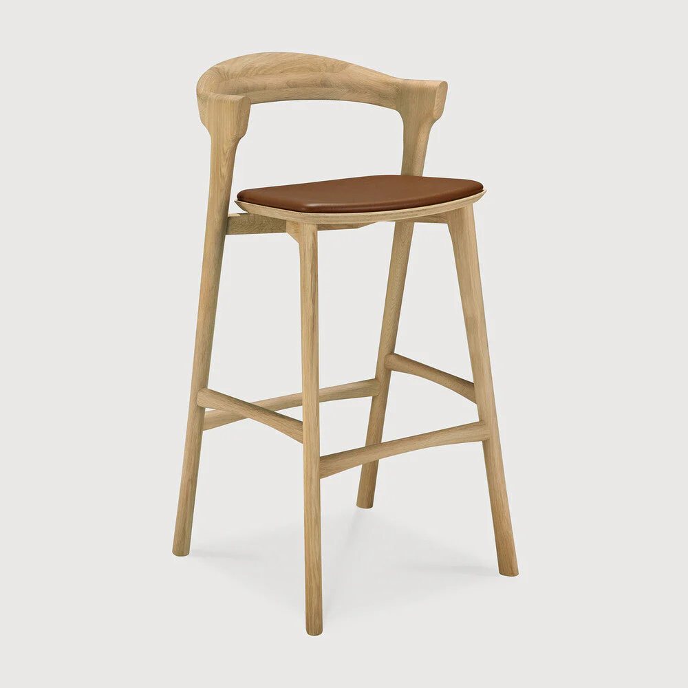 Bok Bar Stool | Varnished Oak | Cognac Leather