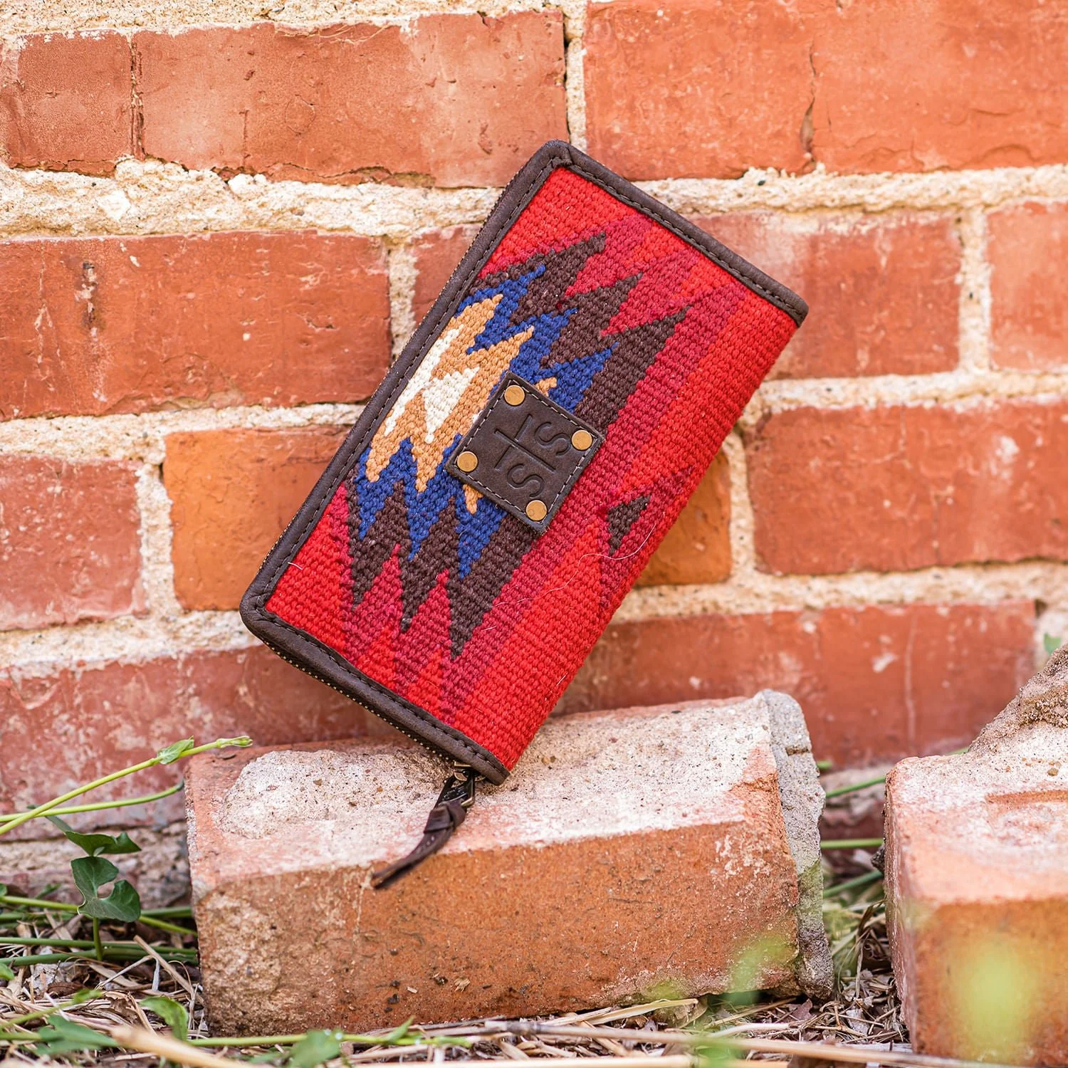 STS Crimson Sun Ladies' Western Bifold Zip-Around Wallet - Image 2